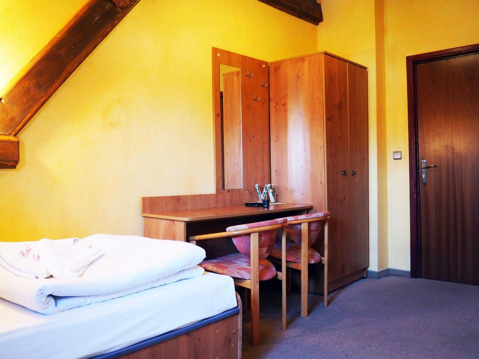 Hotel Jan Zgorzelec Room photo